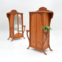 Art Nouveau Kledingkast